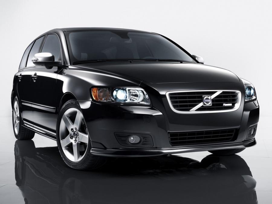  Volvo V50 R-Design 2008 года  (фото 6 из 17)